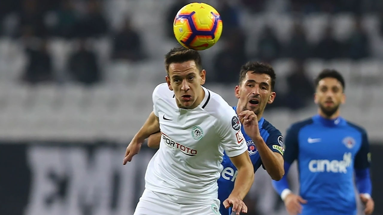 Amir Hadziahmetovic bugün Beşiktaş'a imzayı atacak Cumartesi direk ilk 11'de sahaya çıkacak