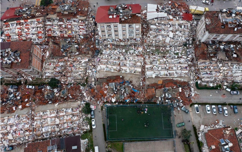 Bir mahalle böyle yerle bir oldu! İşte depremin yıktığı Hatay ve Kahramanmaraş'tan yürek yakan fotoğraflar