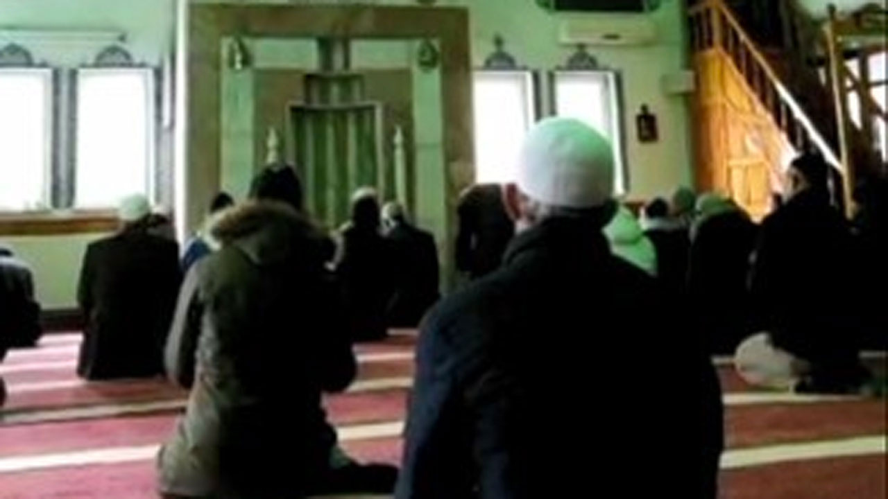 Kırşehir'de cemaat dua ederken depreme yakalandı