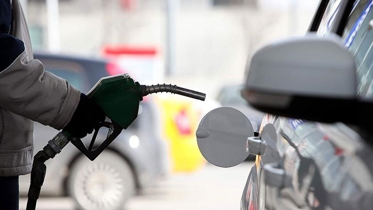 Benzin ve motorin fiyatlarına zam veya indirim var mı? 8 Nisan güncel akaryakıt fiyatları