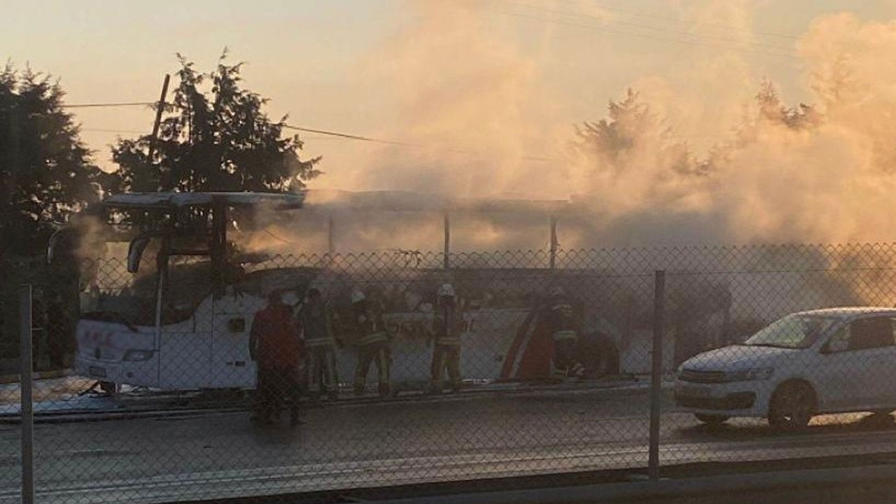 İstanbul'dan yola çıkan yolcu otobüsü alev alev yandı