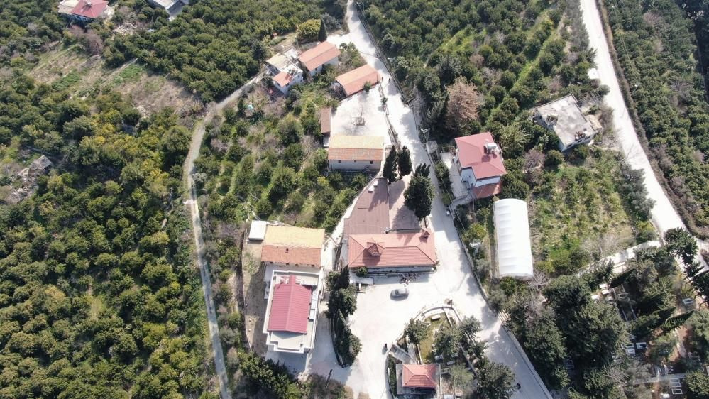 Hatay depremde yerle bir oldu! Türkiye'de tek olan Ermeni köyünde bir ev bile yıkılmadı