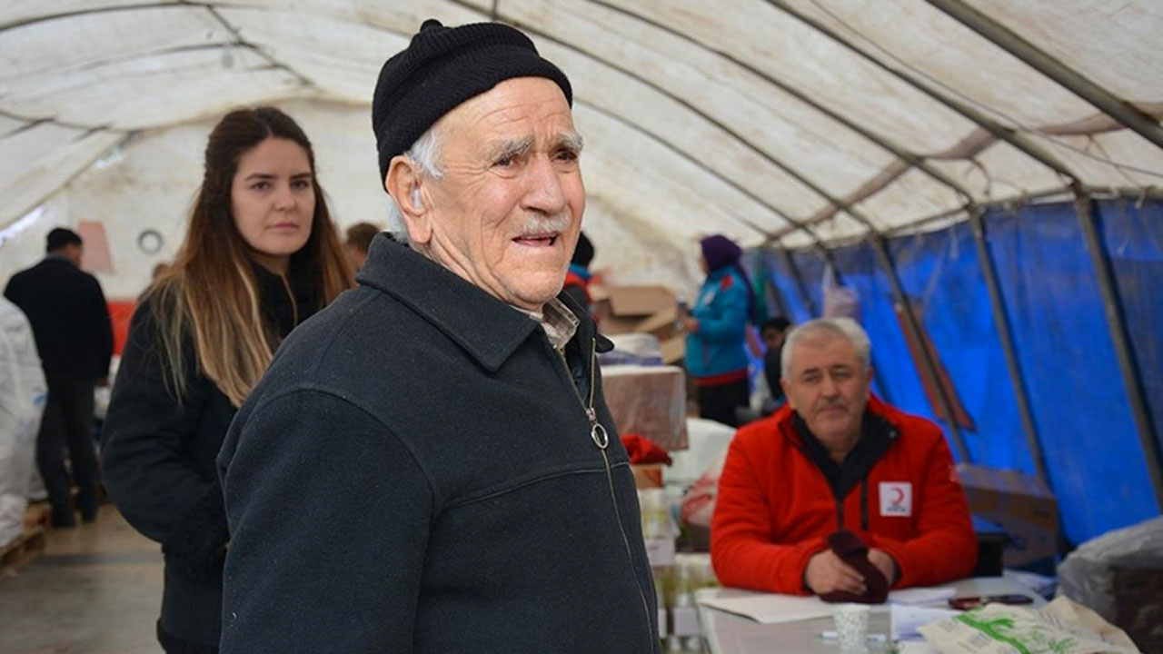 Umre parasını deprem bölgesine bağışlayan Mehmet amca konuştu