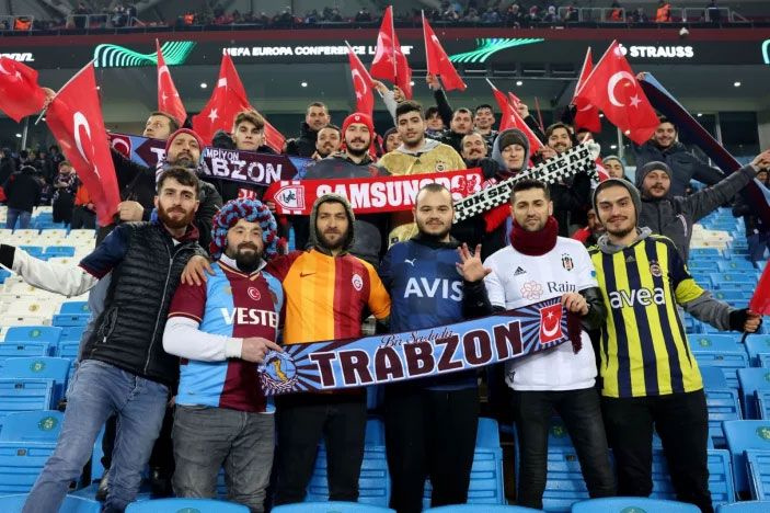 Trabzon'da tribünler tek yürek oldu