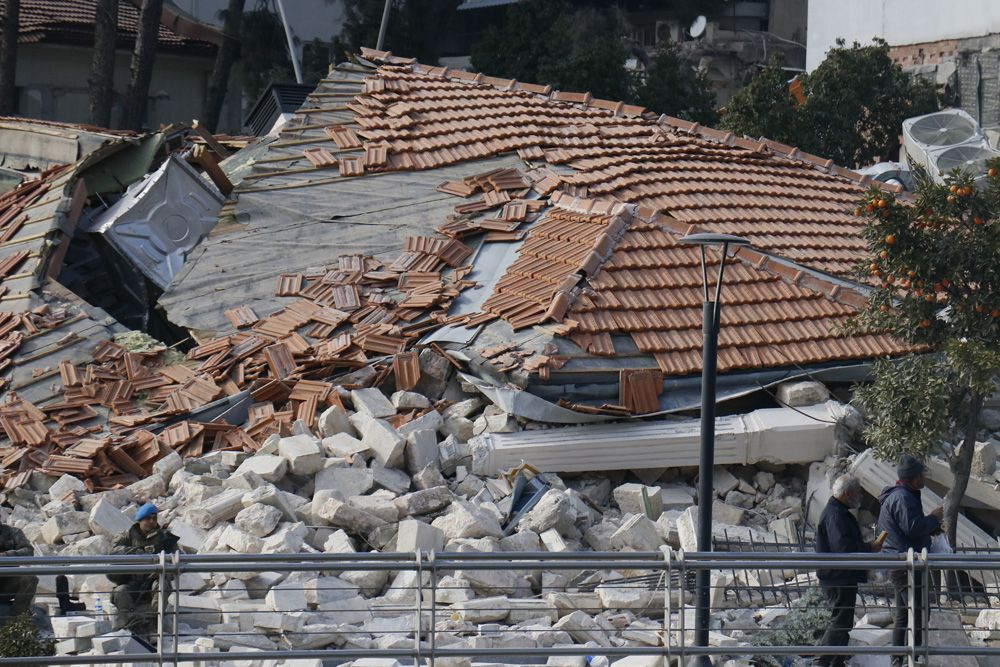 Deprem Hatay’ın tarihi dokusunu da yerle bir etti! Türkiye'nin ilk camii yıkıldı