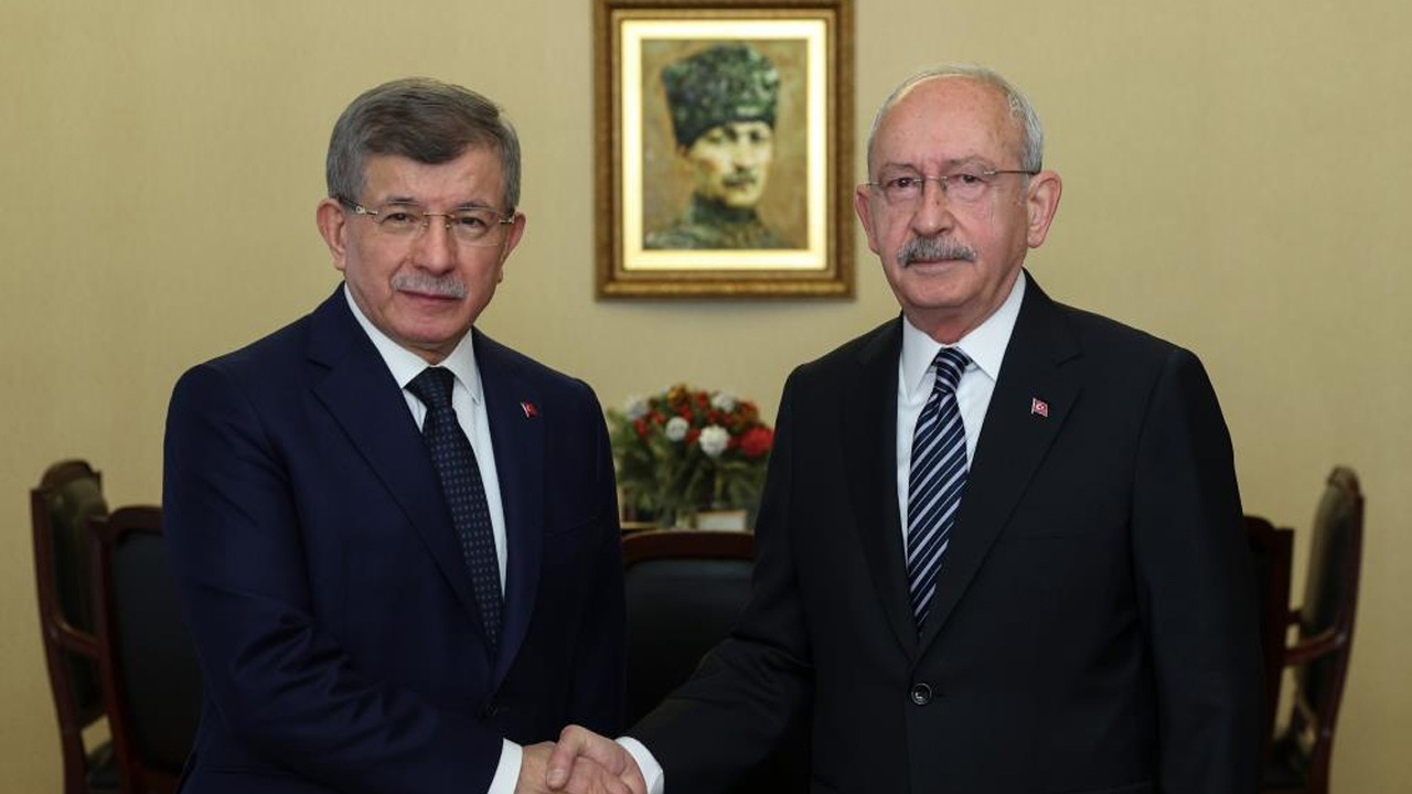 CHP lideri Kemal Kılıçdaroğlu Ahmet Davutoğlu ile görüştü