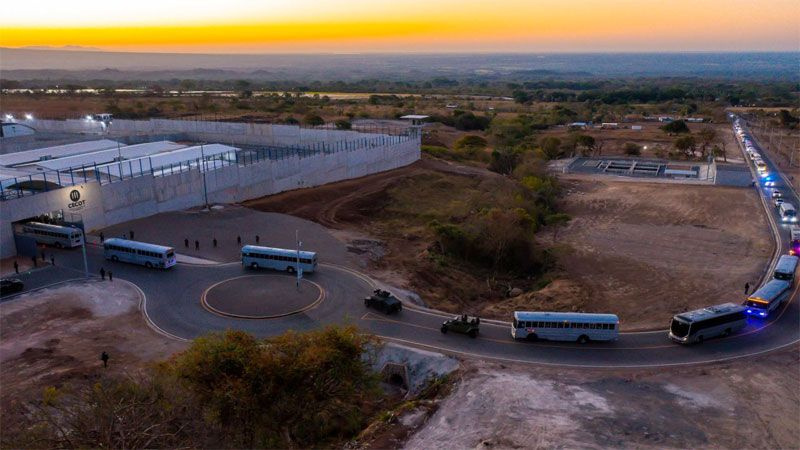 Dünya El Salvador'dan gelen bu görüntüleri konuştu hücre, hücre bu kanseri toplumdan temizliyoruz