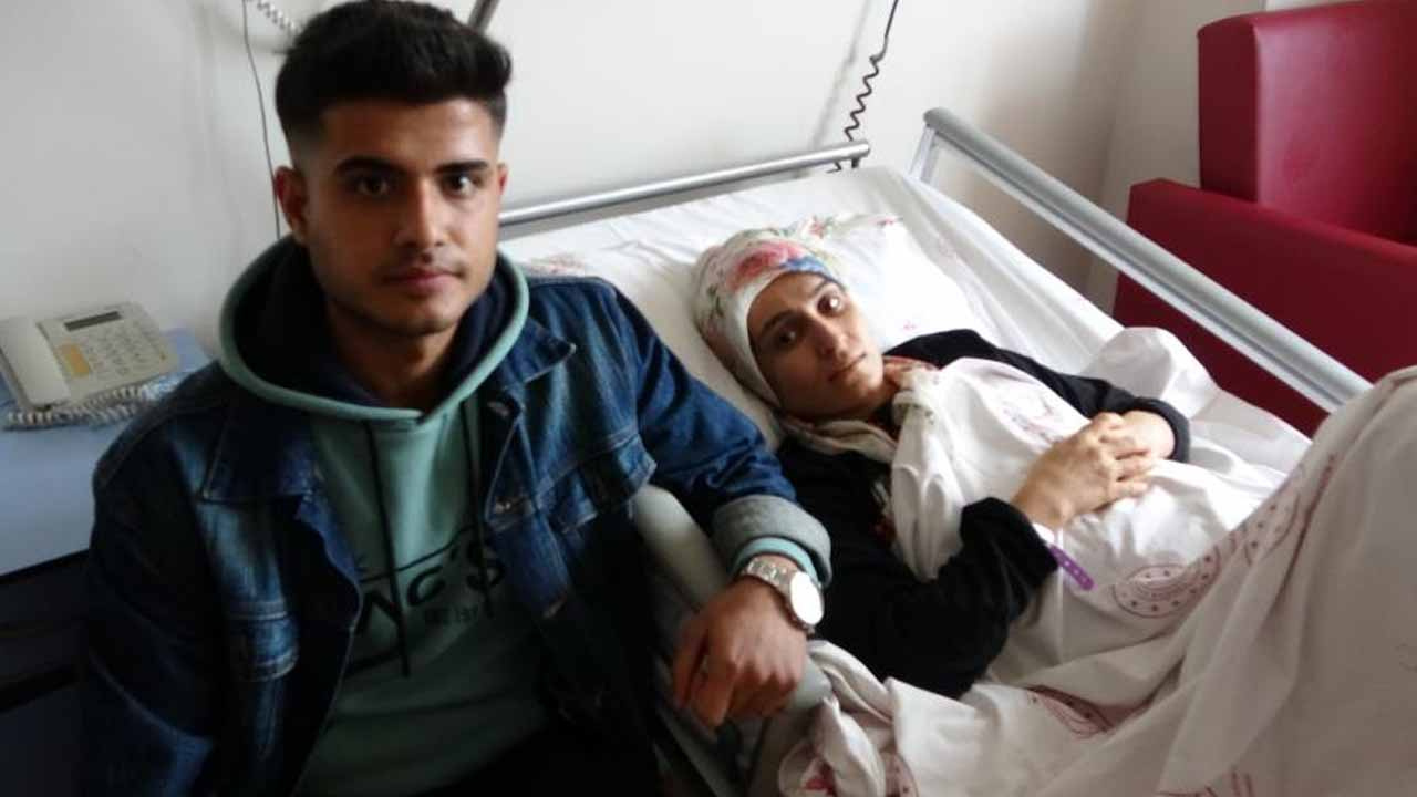Depremde annesini dinlemesiyle ölümden kurtuldu