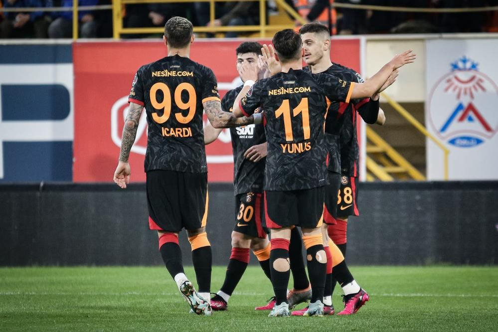 Zaniolo ilk golünü attı! Galatasaray Alanyaspor'u farklı devirdi