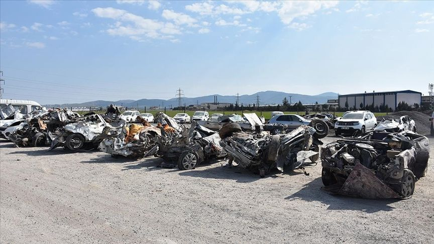 Kahramanmaraş'ta deprem sonrası hepsi bir yerde toplandı! Sahiplerini bekliyor