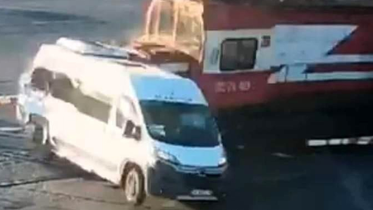 Tekirdağ'da hemzemin geçitteki kaza! 7 kişiyi ölüme götüren şoföre ceza yağdı