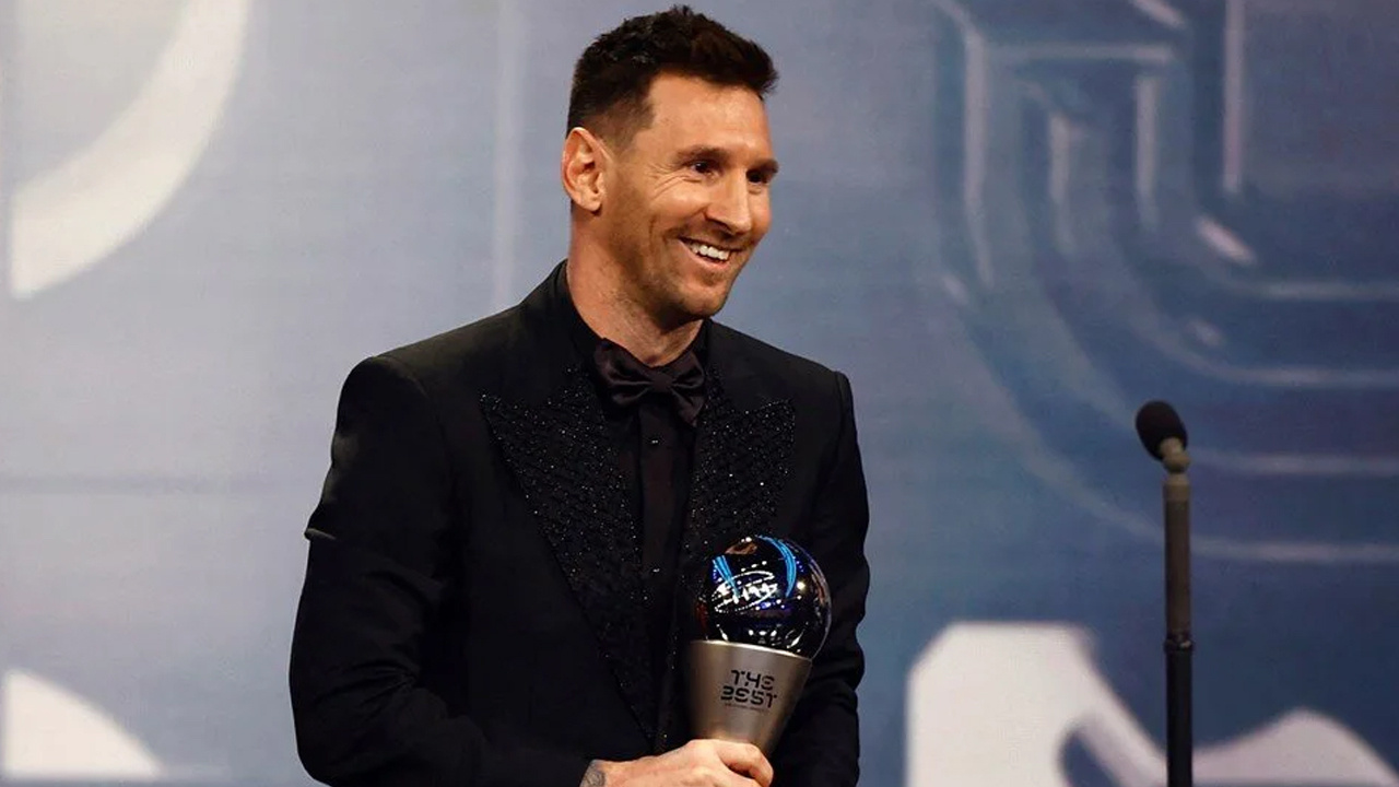 Futbolda en iyiler seçildi! Lionel Messi üçüncü kez kazandı, yılın golü ödülünde bir ilk gerçekleşti