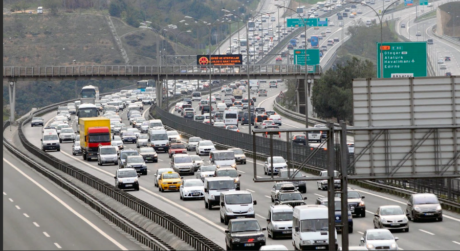 İstanbul'da deprem göçü! Kaçan kaçana 20 yıldır böylesi ilk kez oldu!