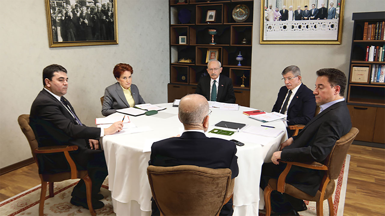 Meral Akşener ile Kemal Kılıçdaroğlu masada birbirine girdi! Akşener 'masadan kalkayım mı?' dedi