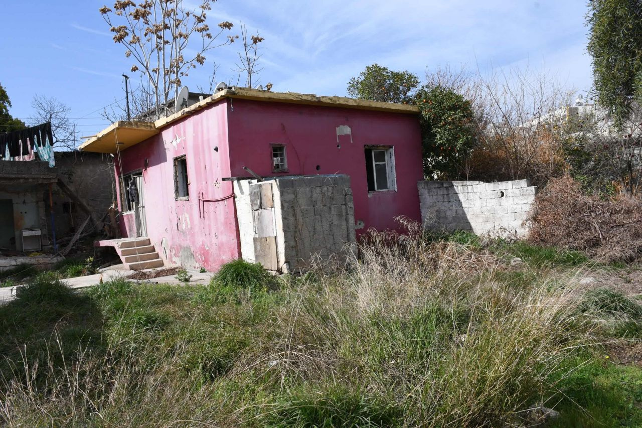 MİT, gizli kazı yapmıştı! Türkiye'de çok konuşulan Mersin'deki 'Gizemli Ev' satışa çıkarıldı