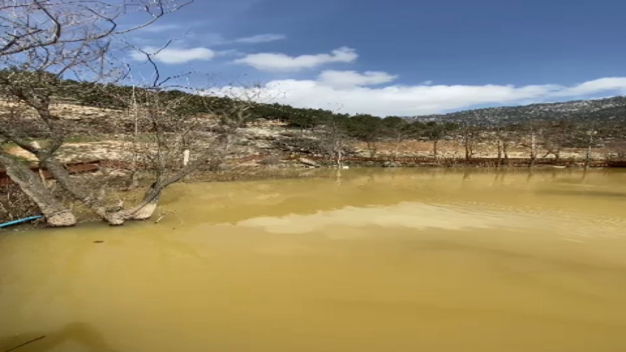 Doğa harikası Yeşilgöz'ün deprem sonrası rengi değişti! Bakın ne hale geldi