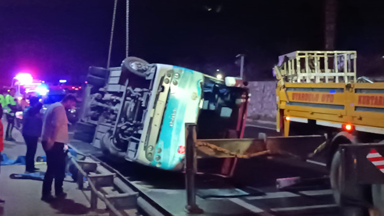 Takım otobüsü kaza yaptı! 14 kişi yaralandı, futbolcuların durumu ağır