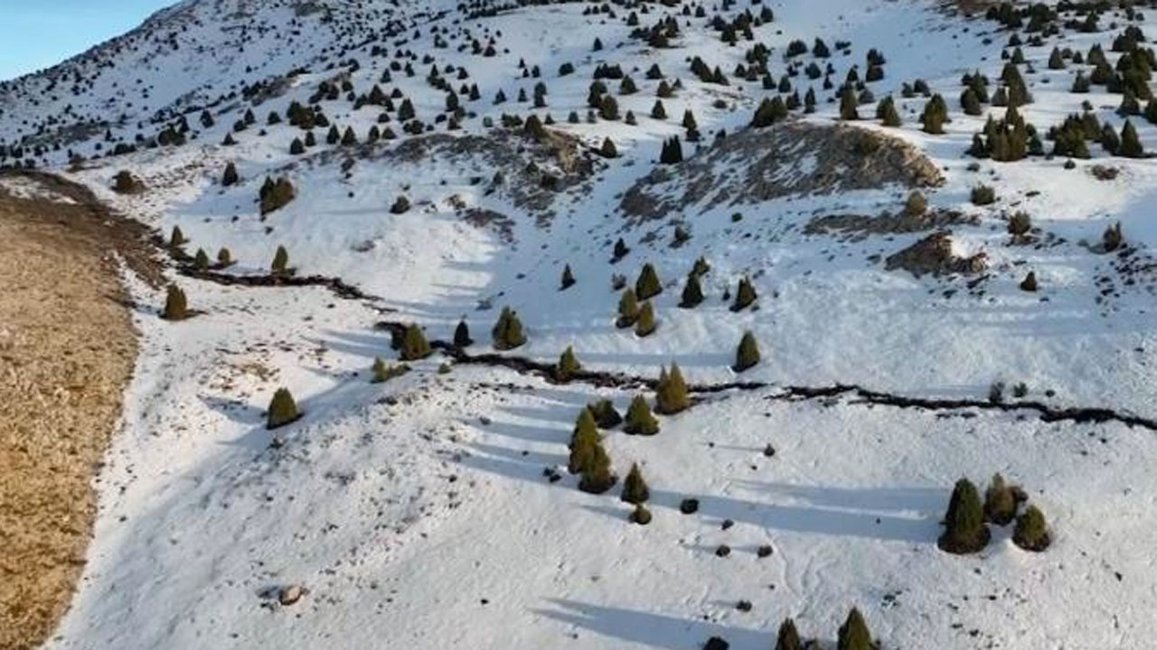 Kahramanmaraş’taki fay kırığı böyle görüntülendi Berit Dağı'nda korkutan görüntüler