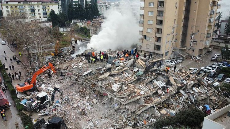 Son anket sonuçları bomba! Canlı yayında açıkladı Erdoğan mı Kılıçdaroğlu mu daha başarılı olurdu?