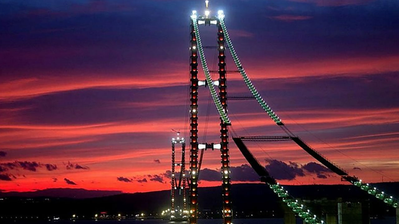 Devlet 1915 Çanakkale Köprüsü'nden geçmeyen 14 milyon araç için 5 milyar 86 milyon lira ödeyecek