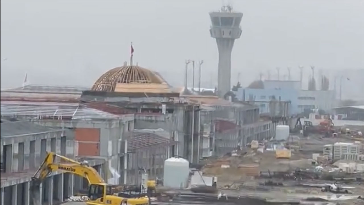 Atatürk Havalimanı pisti üzerine cami yapılıyor! İYİ Parti'li isimden şok iddialar