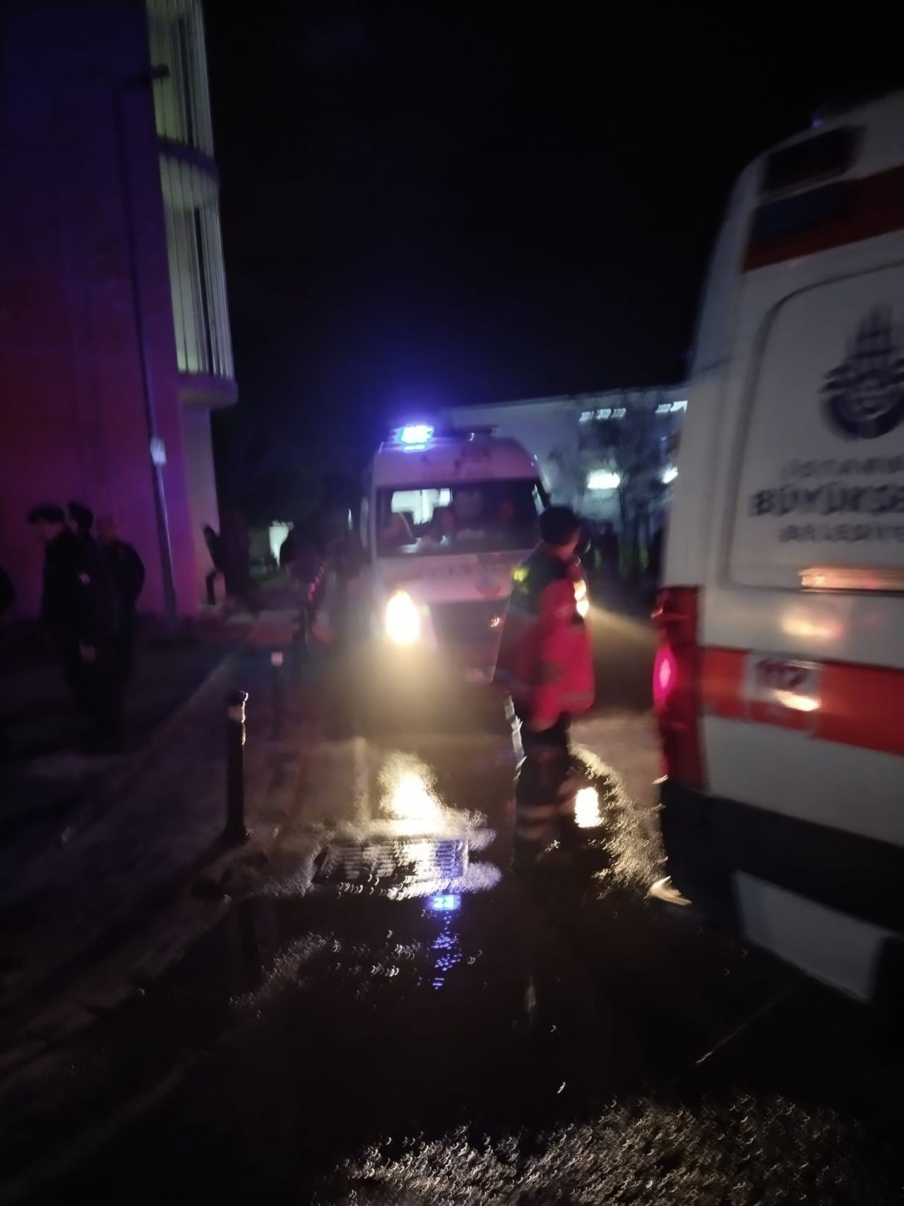 İstanbul'da Sultan Abdülhamid Han Hastanesinde yangın çıktı! Bir hasta öldü
