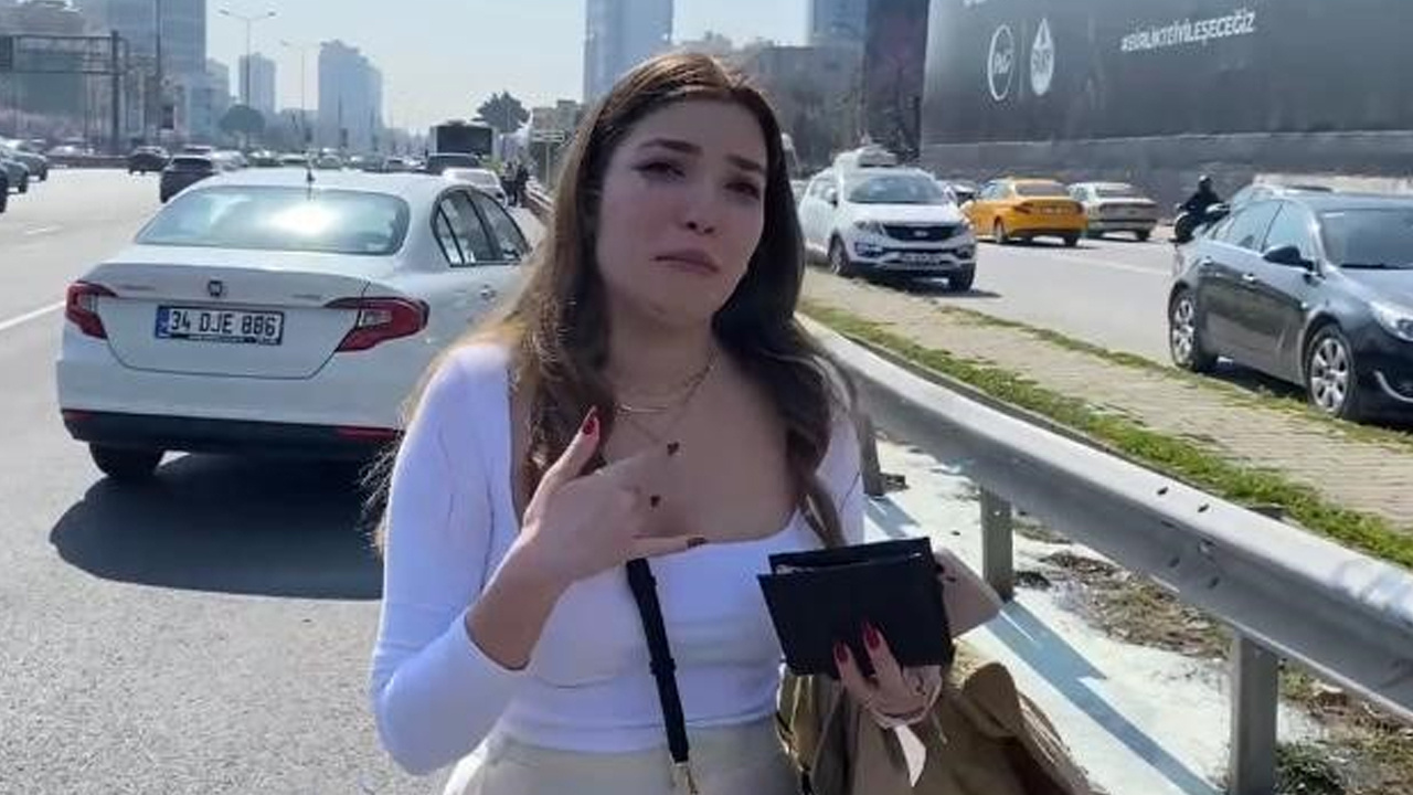 Kadıköy'de cipi yanan kadın sürücü gözyaşlarına boğuldu, diğer sürücüler teselli etti