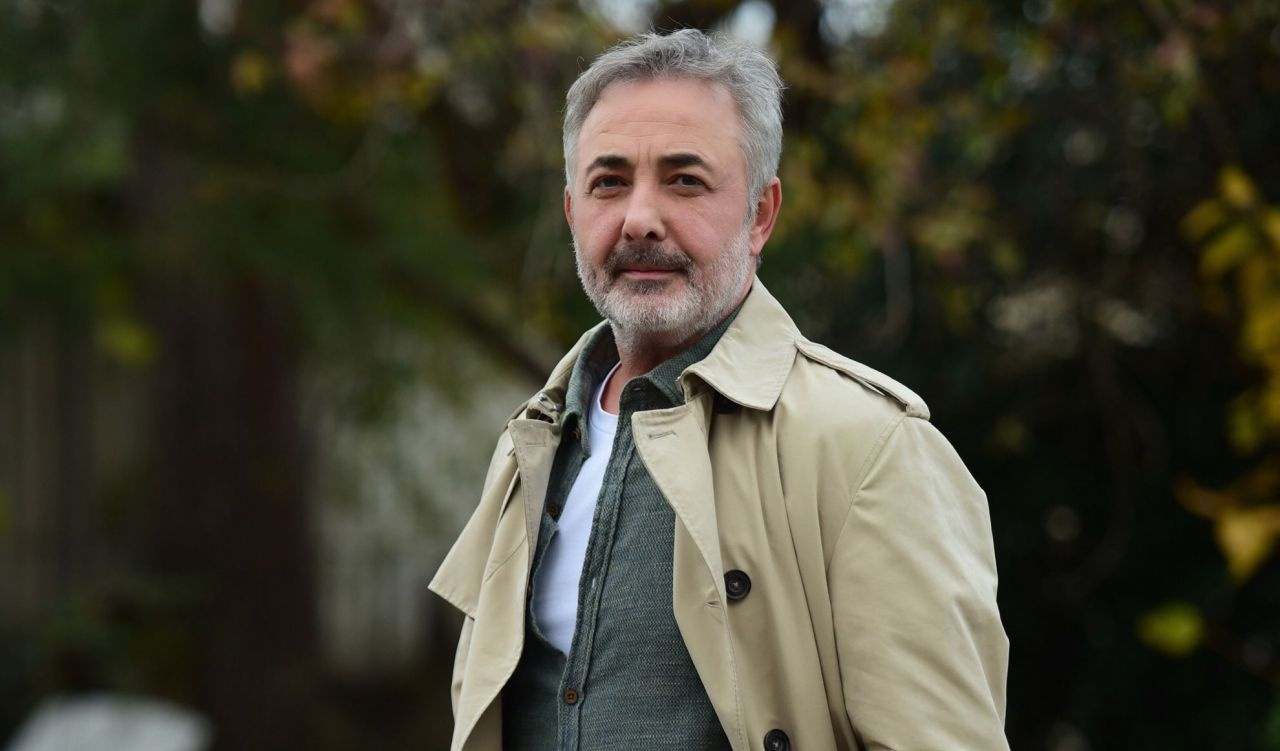 TRT yönetimini topa tutarak Yürek Çıkmazı dizisinden ayrılmıştı! Mehmet Aslantuğ TİP'ten milletvekili adayı oldu