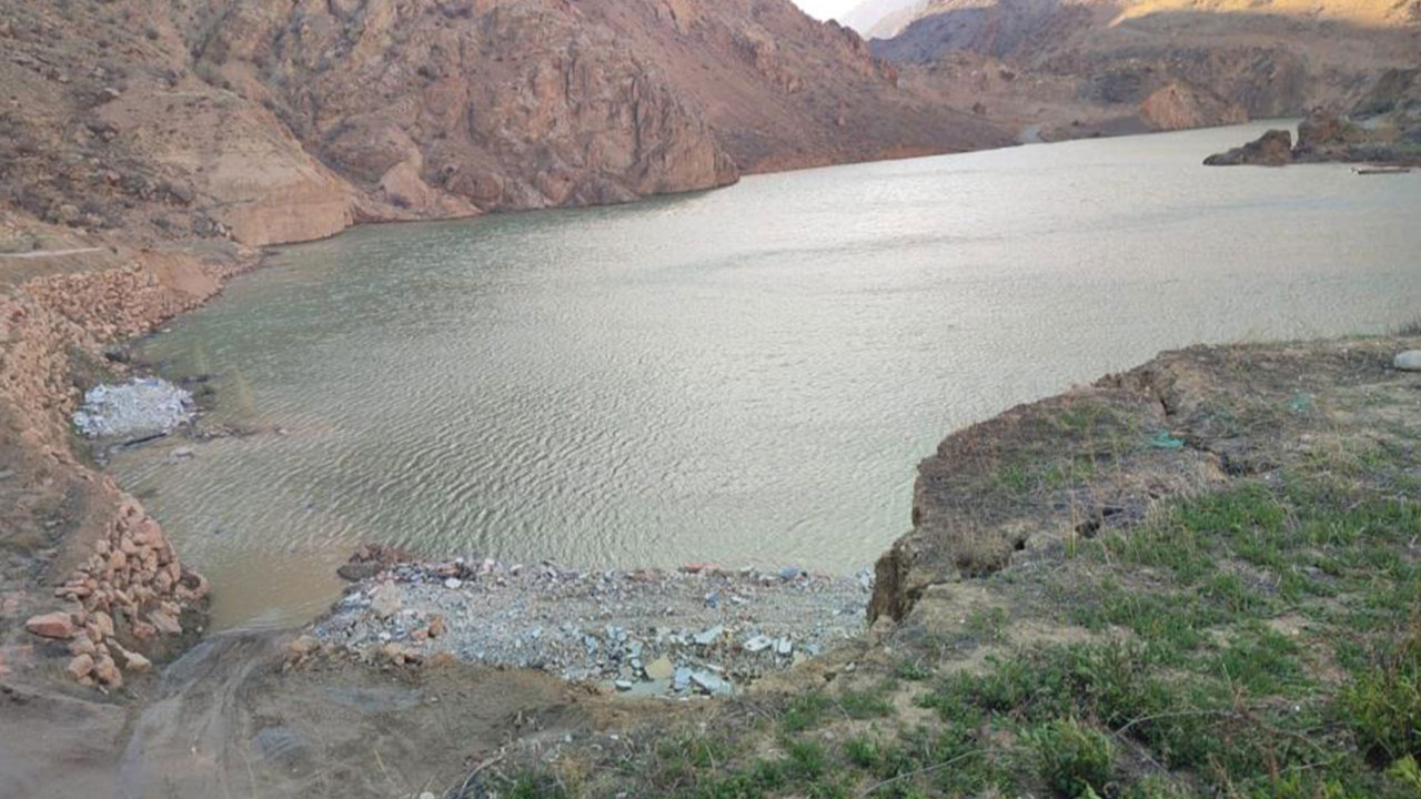 Artvin Yusufeli Barajı'nın suları  Erzurum'a dayalı