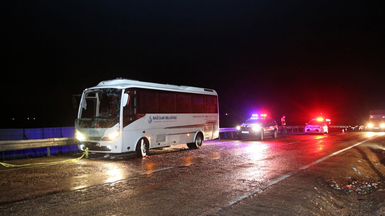 Kayseri'de otobüs devrildi: 3 kişi öldü, 19 kişi yaralandı