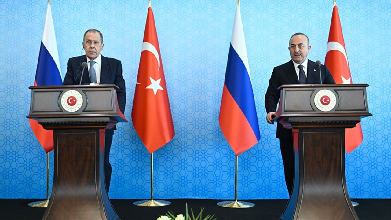 Sergey Lavrov ve Mevlüt Çavuşoğlu'ndan açıklamalar