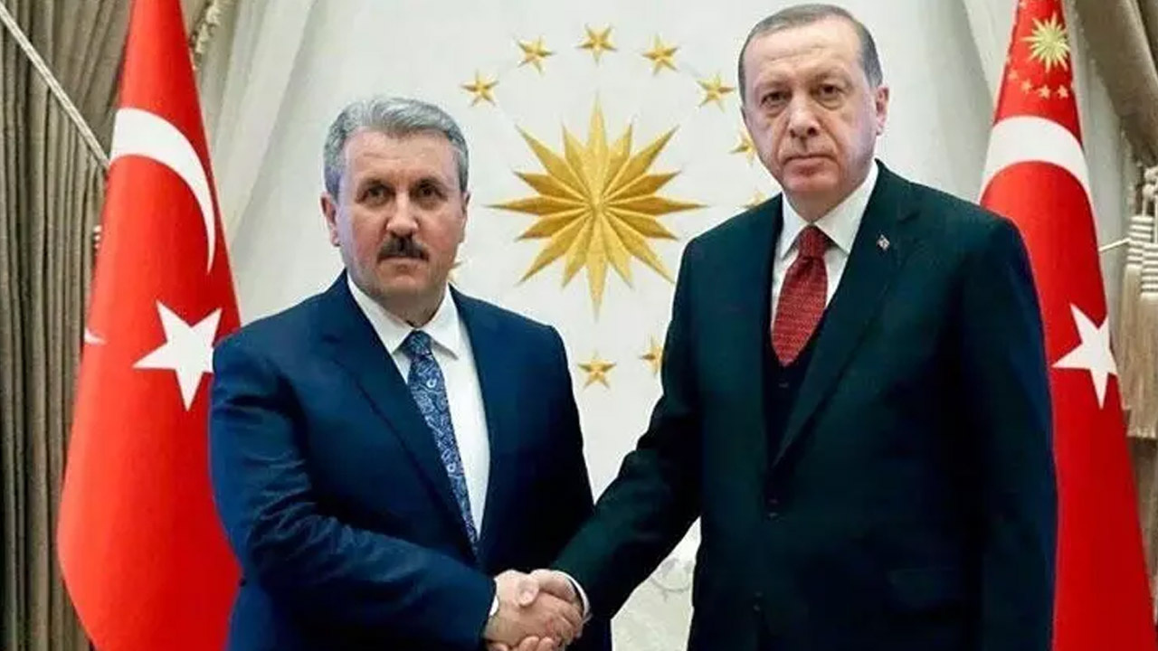 Cumhurbaşkanı Erdoğan, Mustafa Destici ile Külliye'de bir araya geldi