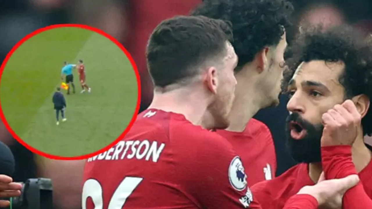 Premier Lig'de skandal olay! Liverpool Arsenal maçında hakem yıldız futbolcuya dirsek attı