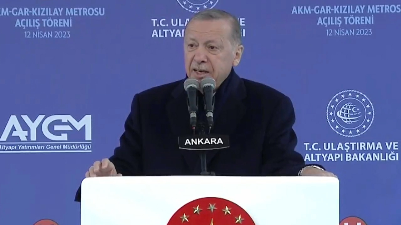 Erdoğan: Bizi beğenmeyip ayrı parti kuranlar 7’li masanın dolgu malzemeliğine razı oldular