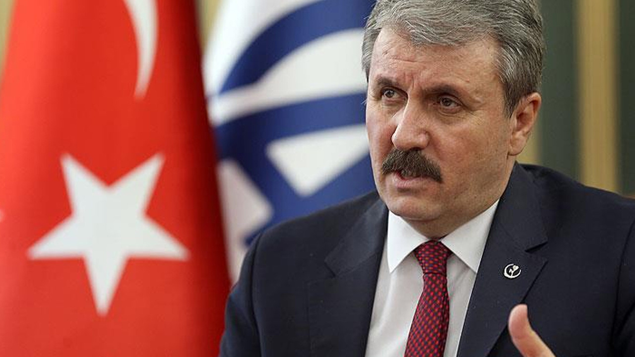 BBP Genel Başkanı Mustafa Destici'den Kızılay Başkanı Kerem Kınık'a istifa çağrısı