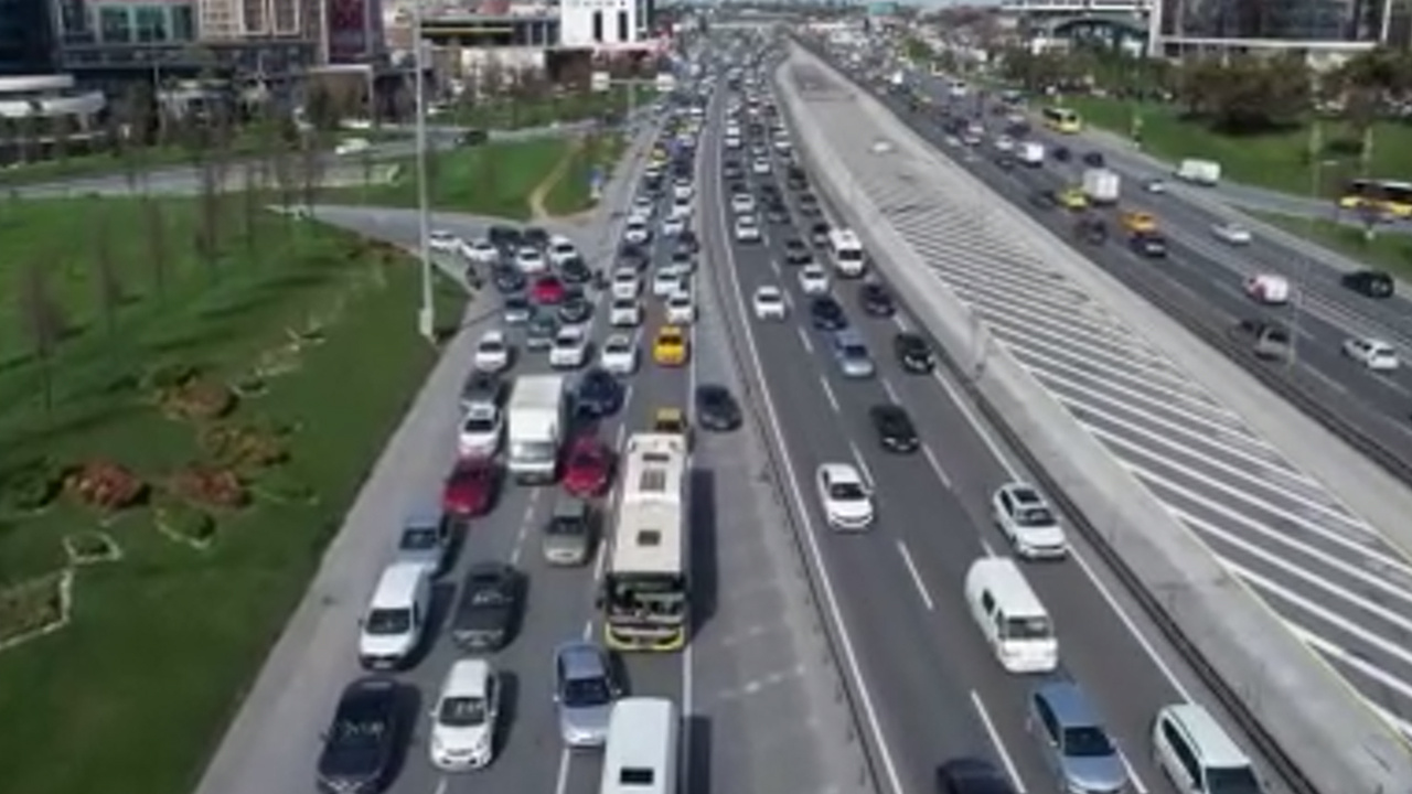 İstanbul’da trafik yoğunluğu yüzde 71'e çıktı