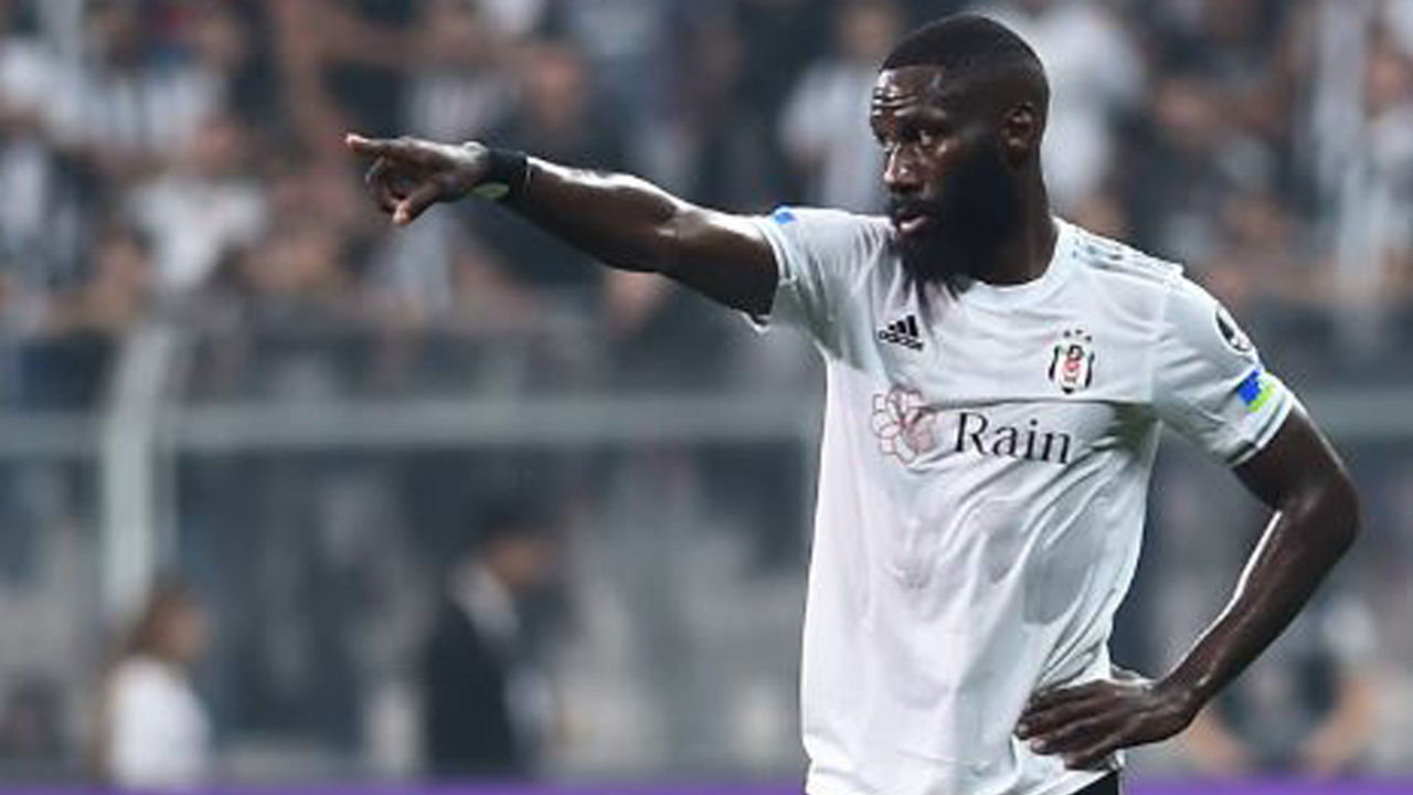 Beşiktaş KAP'a bildirdi! Arthur Masuaku'nun bonvervisi satın alındı işte ödenen rakam...