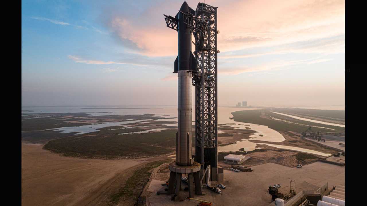 SpaceX'in en güçlü roketi Starship'in fırlatma denemesi erteledi