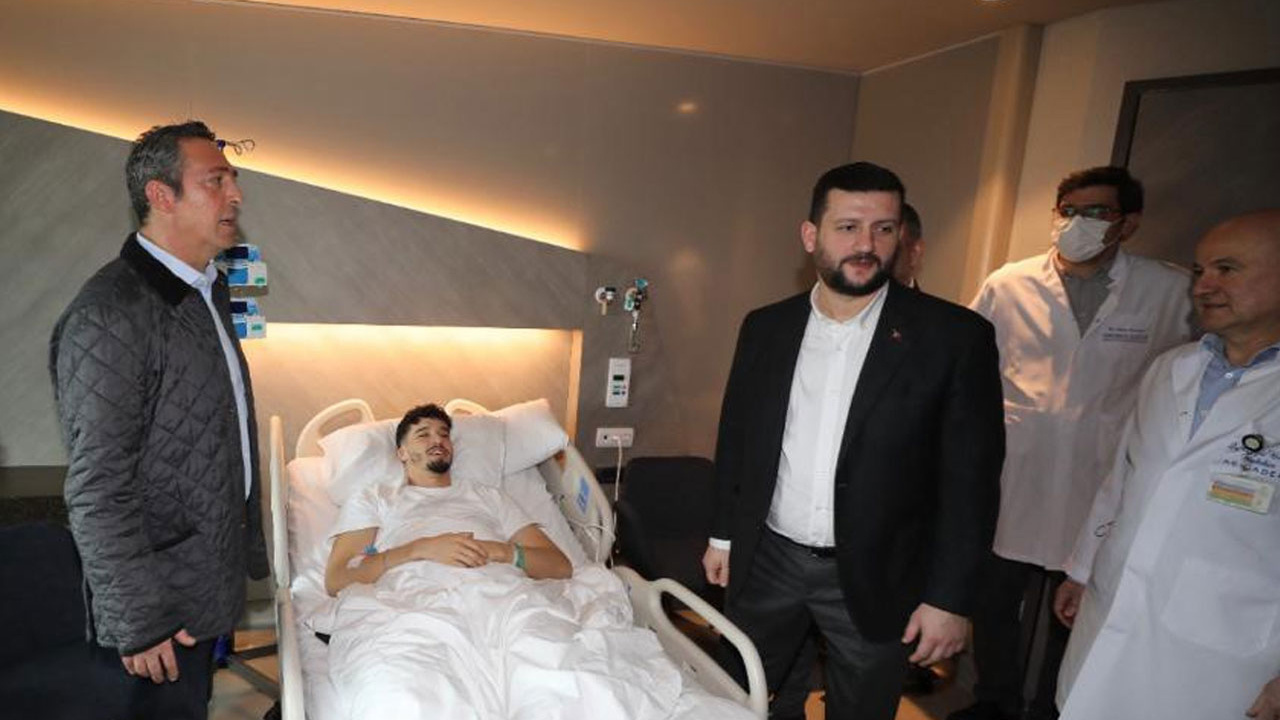 Ali Koç ve yöneticilerden Altay Bayındır’a hastanede ziyaret
