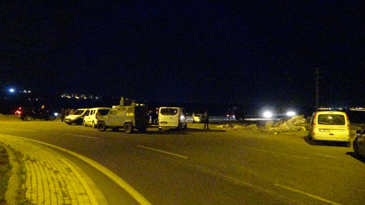 Diyarbakır’da devriye gezen polis aracına silahlı saldırı