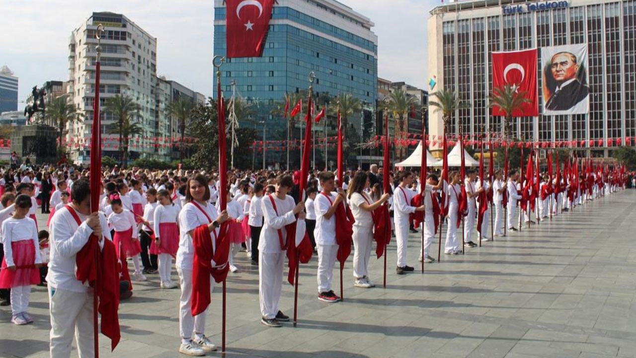 İzmir'de 23 Nisan coşkusu yaşandı
