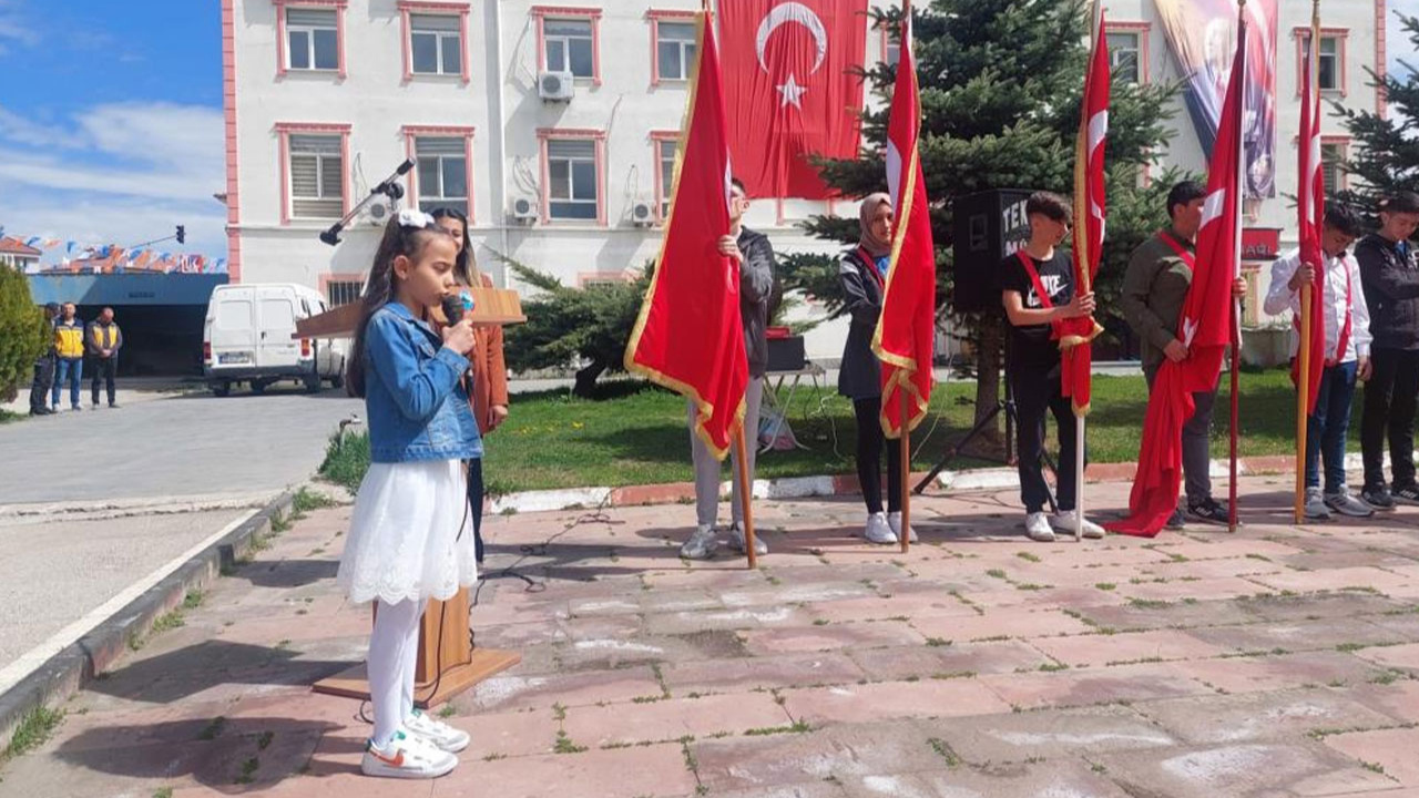 23 Nisan Ulusal Egemenlik ve Çocuk Bayramı Tomarza'da Kutlandı
