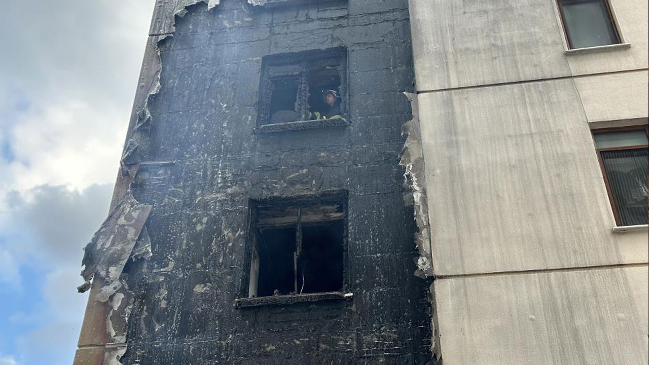 Eskişehir'de 7 katlı bina alevlere teslim oldu: Bayram ziyareti olası faciayı önledi!