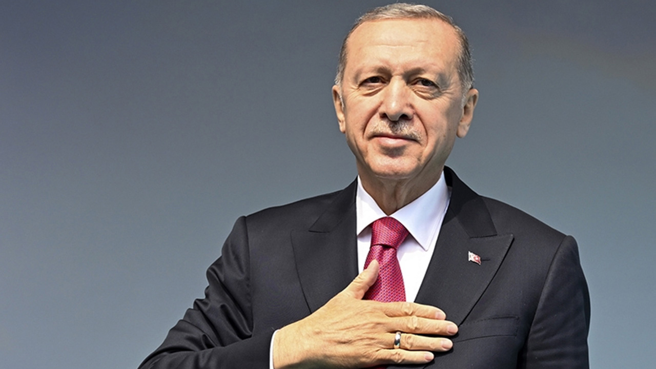 Ülkü Ocakları'ndan Cumhurbaşkanı Erdoğan'a destek mesajı