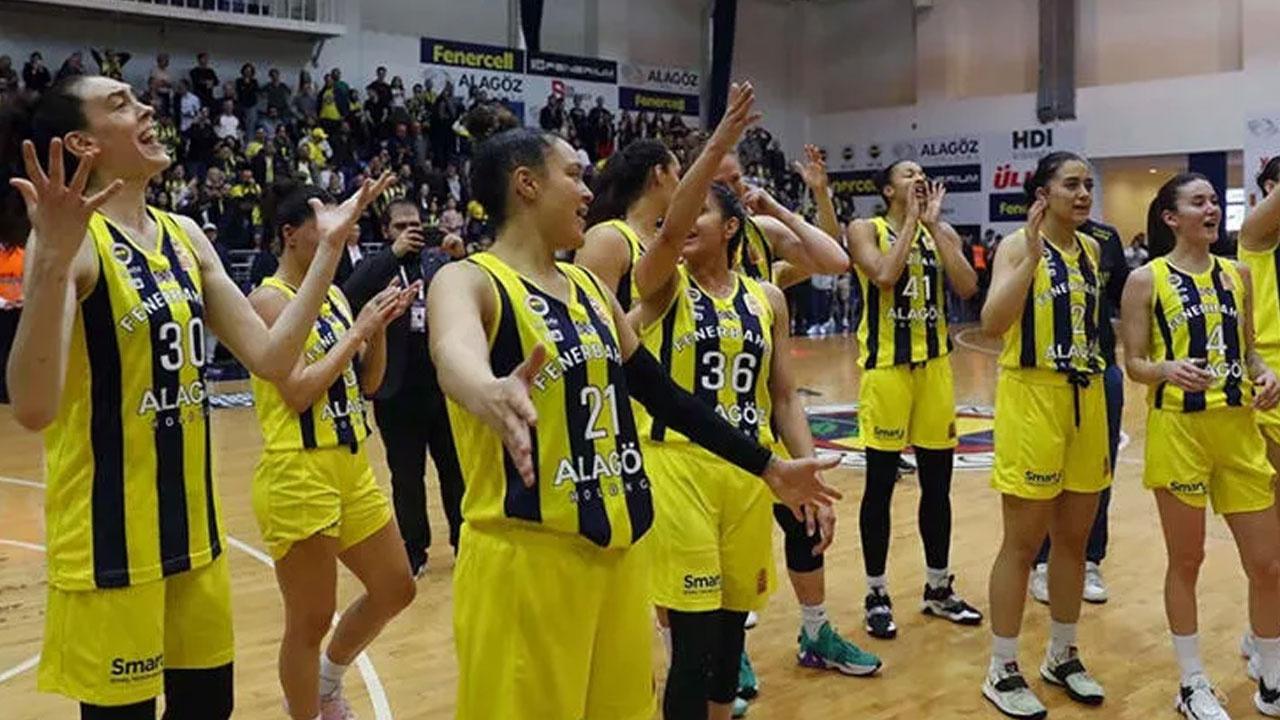 Fenerbahçe Alagöz Holding sezonu şampiyon tamamladı!