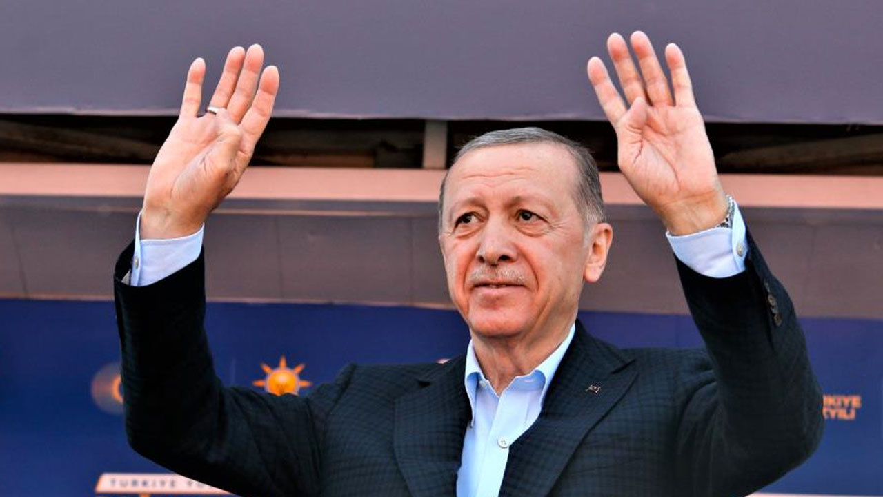 Son haftalarda Erdoğan’ın yüz ifadesi değişti Erdoğan'ı yakından tanıyan Aydın Ünal'dan bomba yazı