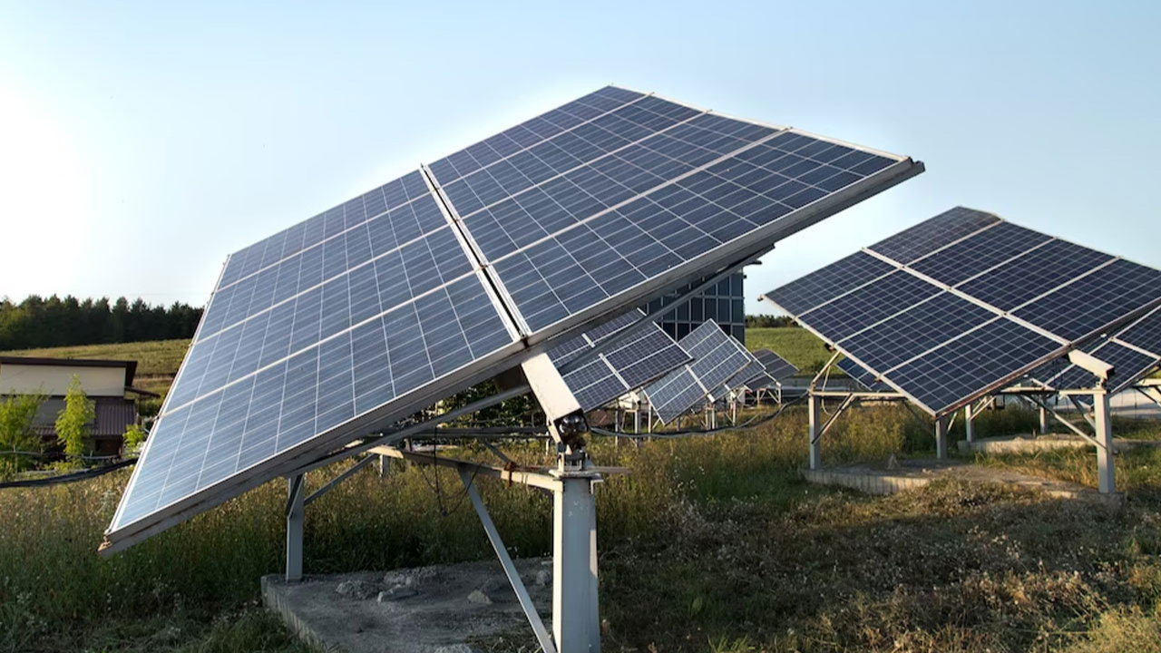Afyonkarahisar Emirdağ’a güneş enerji santrali kurulacak