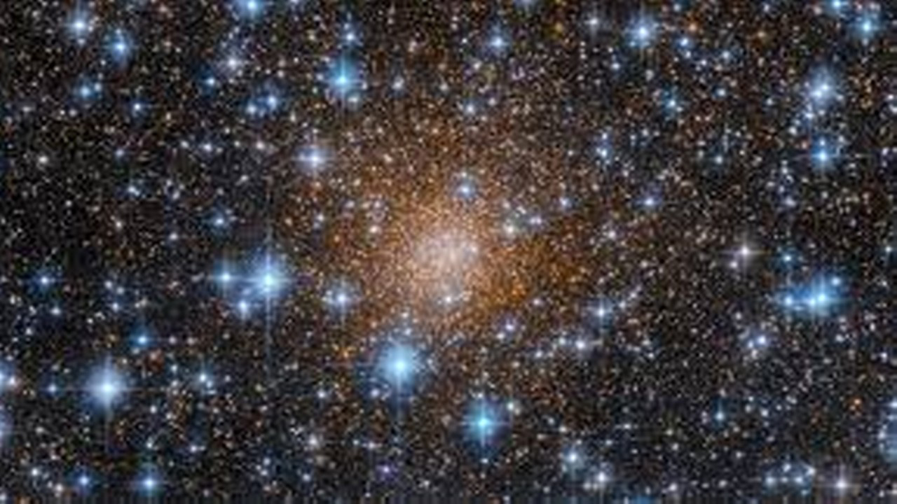 Hubble Uzay Teleskobu, "olağanüstü parlak" galaksiler görüntüledi