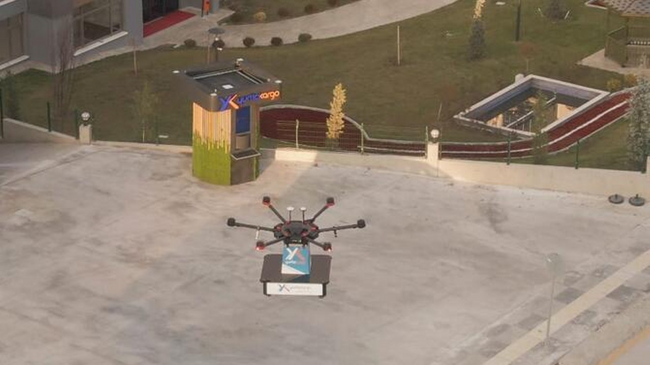 Yurtiçi Kargo, Türkiye'nin ilk kıtalar arası drone ile kargo teslimatını yaptı