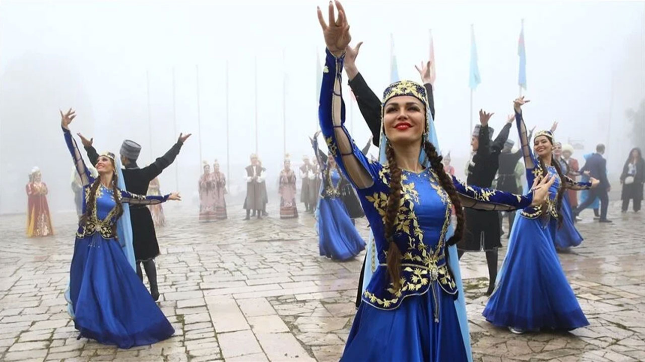 Karabağ'ın sembol şehri Şuşa'da "Türk Dünyası Kültür Başkenti" etkinlikleri başladı